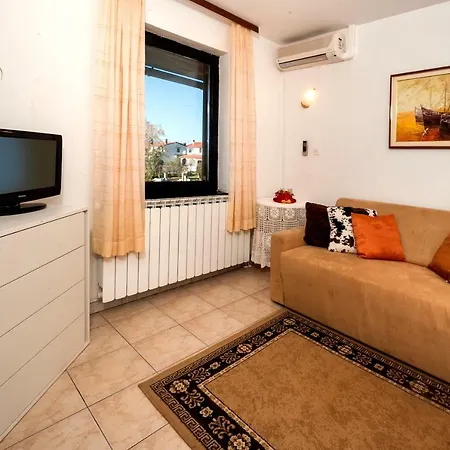 Carolina Apartment