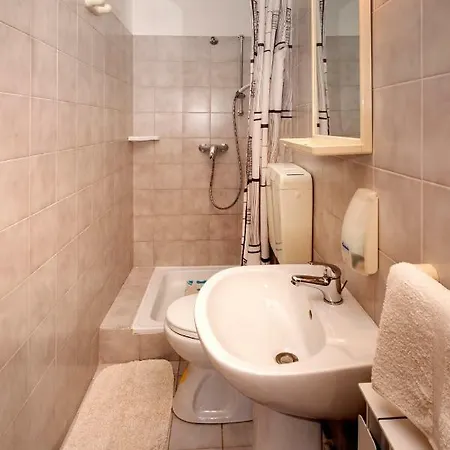 Apartament Carolina *