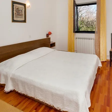 Carolina アパート